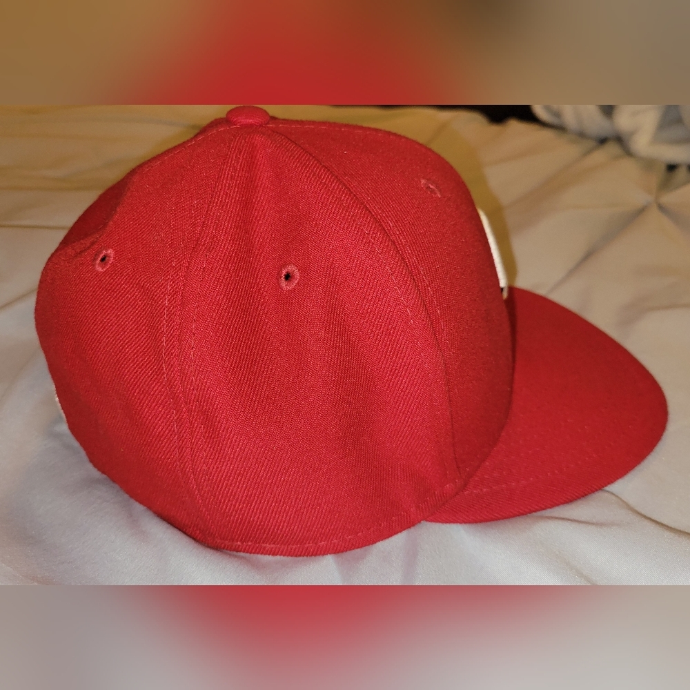 Cincinnati Reds Hat Fitted Size 7 - Picture 4 of 5